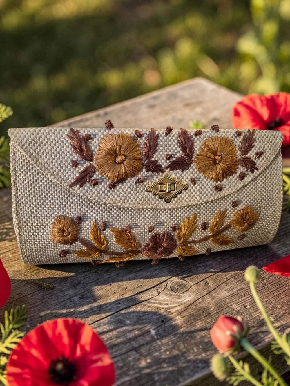 Artisan Handcrafted Embroidered Clutch Wallet With Turn-lock